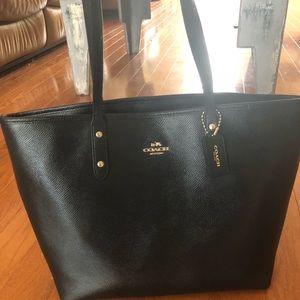 Authentic Coach leather city handbag